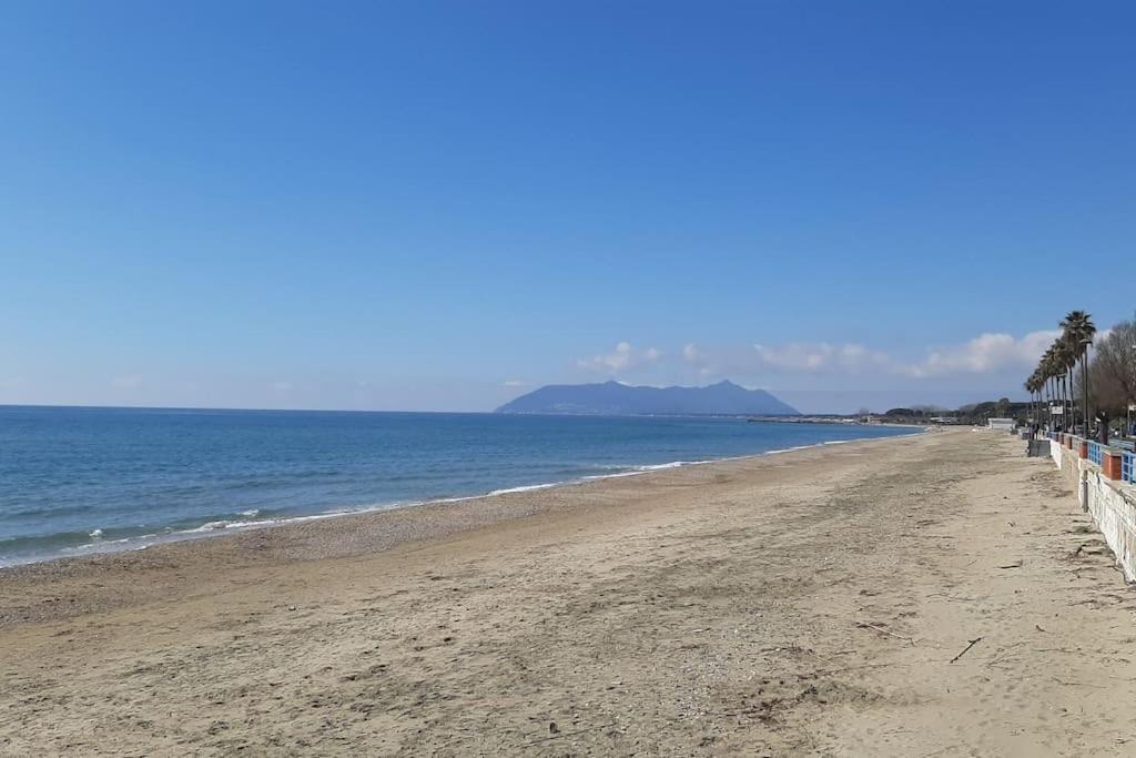 Inclanto Beach House, Mare A 150 Mt Terracina Dış mekan fotoğraf